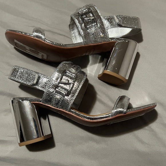 Franco Sarto Silver Block Heel Sandals - size 6 1/2 - Picture 9 of 9
